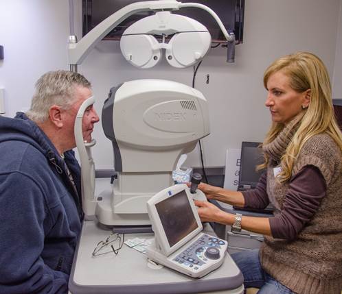 man taking eye test