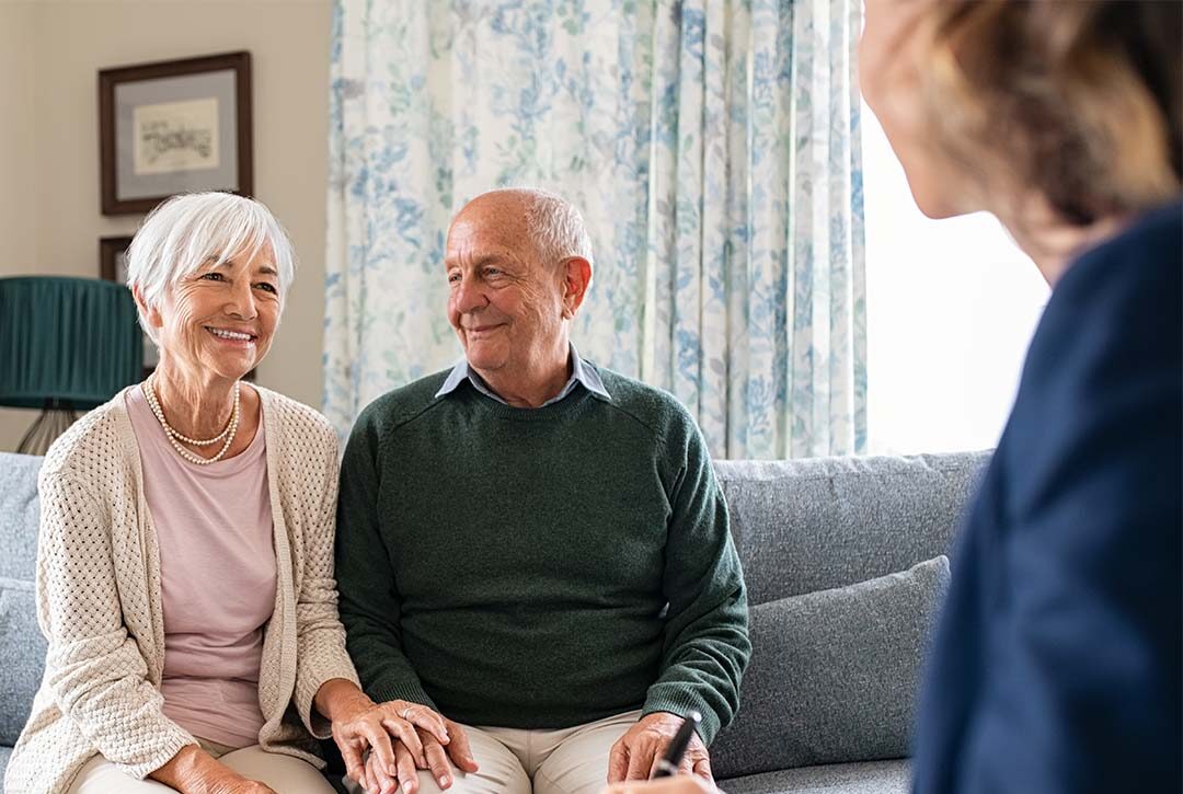 senior man and woman making a will