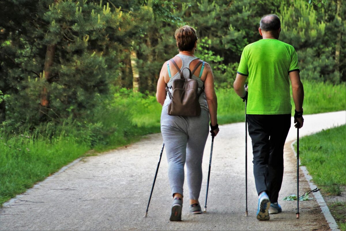 couple exercising